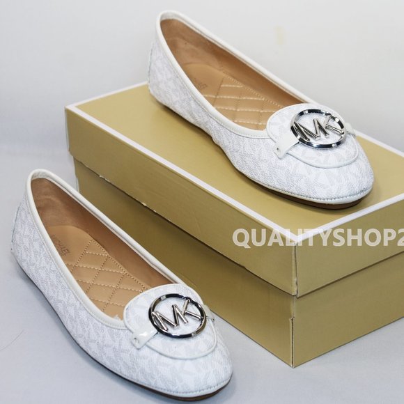 Michael Kors Womens Lillie Moc Closed Toe - Picture 1 of 3